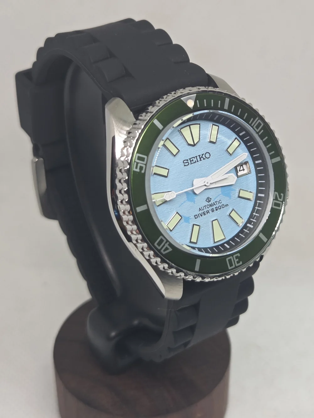 Custom 38mm Automatic Seiko Mod Watch NH35 Baby Blue Diver